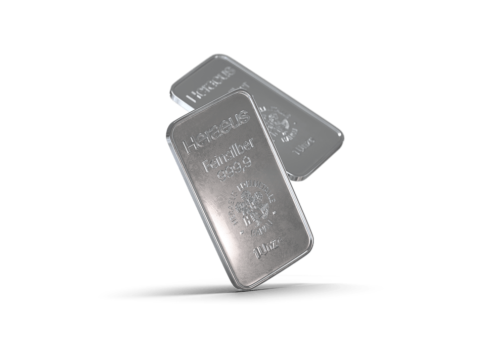 Zwei Silberbarren, der eine schweb leicht schräg hinter den anderen hervor. Sparen Sie jetzt in Silber mit den Sparplänen oder Einmalanlagen von Golden Gates.